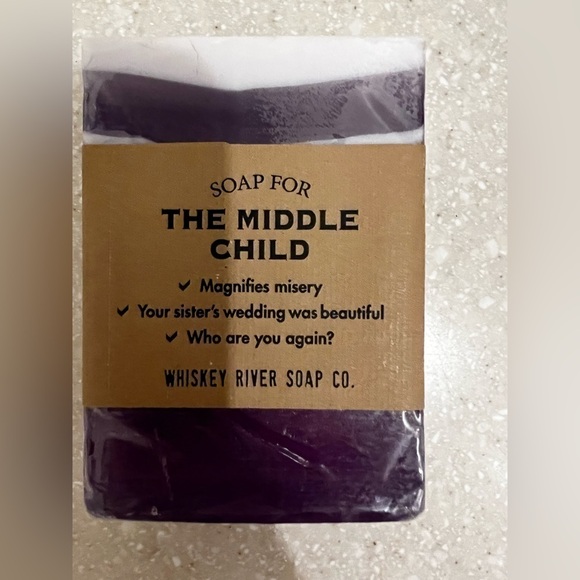 Middle child soap one bar nwt cute funny quote soap - Picture 3 of 6
